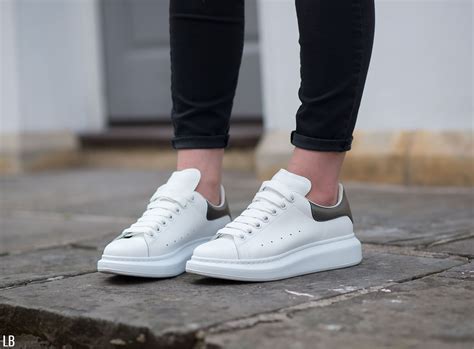 alexander mcqueen oversized sneaker sizing